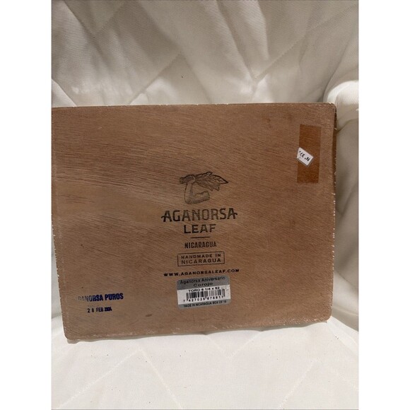 Aganorsa Leaf Toro Aniversario Corojo Empty Wooden Cigar Box 9" x 7.25" x 1" - Picture 5 of 6